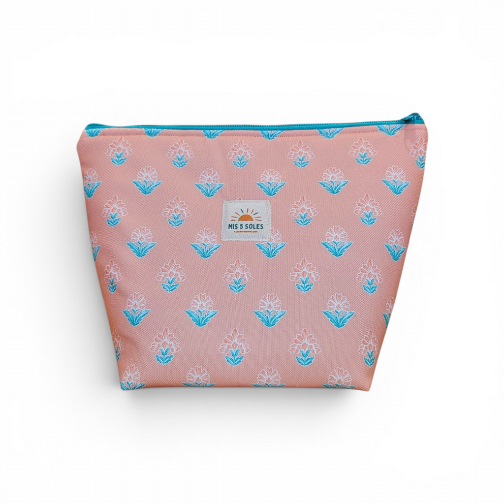 Neceser triangular impermeable
